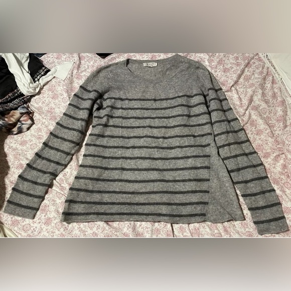 WYATT Collection gray long sleeve striped cashmere sweater top Large L - Picture 1 of 4